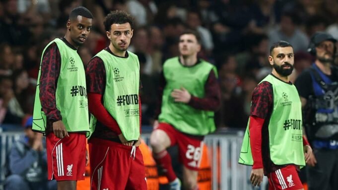 liverpool-stars-alexander-isak-curtis-jones-mohamed-salah.jpg