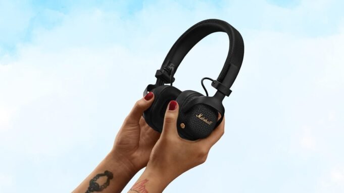 marshall-milton-anc-headphones-2.jpg