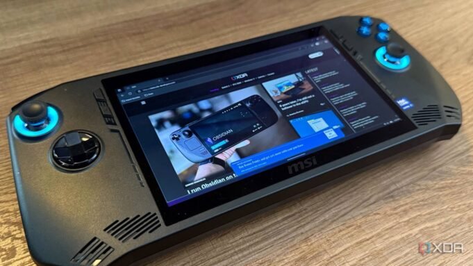 msi-claw-7-ai-as-laptop-1.jpg