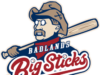 Big Sticks lança caso apertado em Minot no dia da inauguração