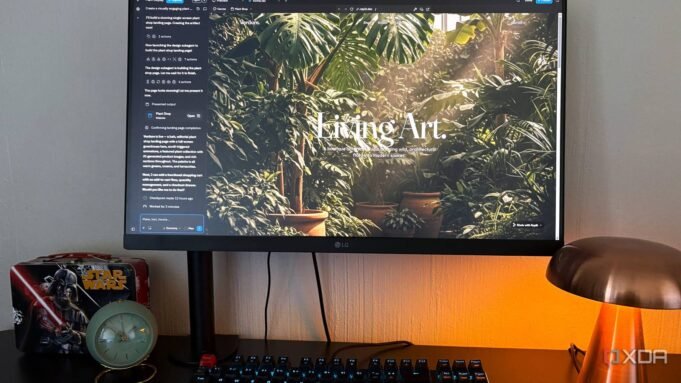 replit-design-mode-on-desktop-pc-clock-and-lamp-in-view.jpeg