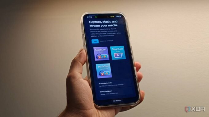 stashcast-app-on-smartphone.jpg