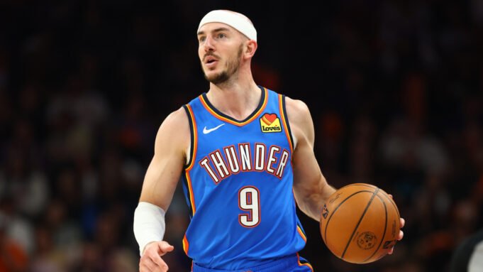 thunder-storm-back-game-3-over-spurs.jpg