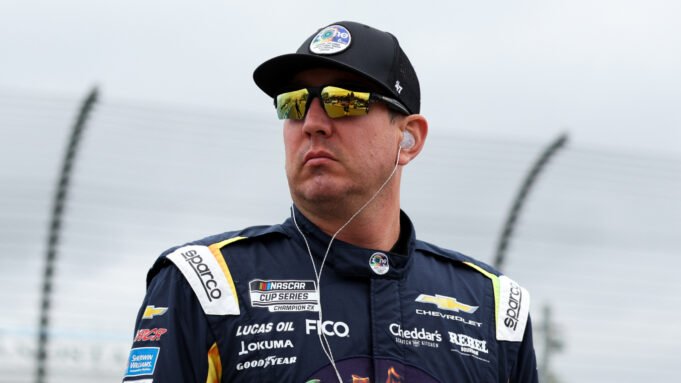 two-time-nascar-champion-kyle-busch-dies-41.jpg