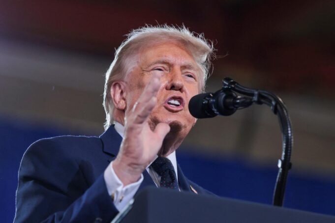 u-s-president-donald-trump-128522361.jpg
