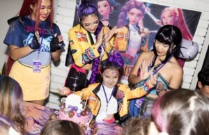 Nas festas de aniversário infantis em Los Angeles, a regra é “KPop Demon Hunters”.