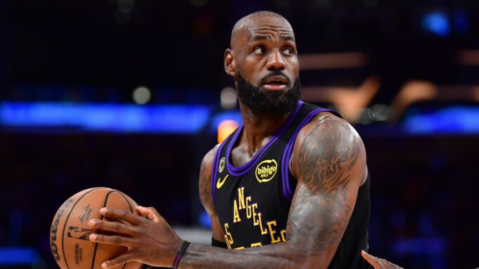 winners-losers-nba-playoffs-thunder-send-lakers.jpg