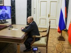 Putin elogia a Rússia por testar novo míssil balístico, chamando-o de o mais poderoso do mundo