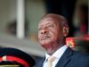 O antigo presidente do Uganda empossou-se para a reeleição, tornando o seu filho governante de facto