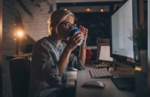 Estudo mostra que longas horas de trabalho podem aumentar o tamanho da cintura e aumentar o risco de obesidade