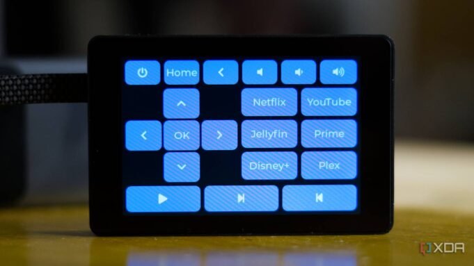 wt32-sc01-plus-esp32-chromecast-remote-2.jpg