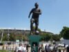 Com a aproximação da Copa do Mundo, Sotheby’s vai leiloar camisa de Pelé
