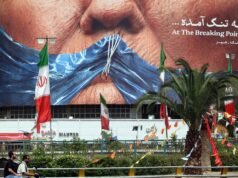 Irã interrompe negociações com os Estados Unidos e bloqueará o Estreito de Ormuz