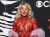 Sabrina Carpenter busca ordem de restrição contra homem que ‘veio à casa dela sem ser convidado’
