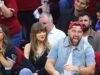 O senador de Rhode Island acidentalmente vaza uma grande pista sobre o casamento de Taylor Swift