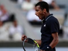 Aberto da França 2026: Auger-Aliassime vence Tabilo e avança para as quartas de final