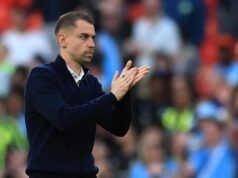Escândalo do spygate do Southampton – Tonda Eckert continua como técnico do Saints, apesar da polêmica