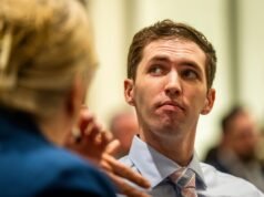Juiz decide que julgamento de assassinato de Taylor Robinson e Charlie Kirk será público