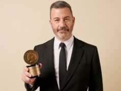 Jimmy Kimmel aceita o prêmio Peabody e conta piadas sobre Trump: ‘Não deveria ganhar o prêmio para você’
