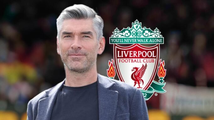 TT-Richard-Hughes-with-Liverpool-badge-1-1.jpg