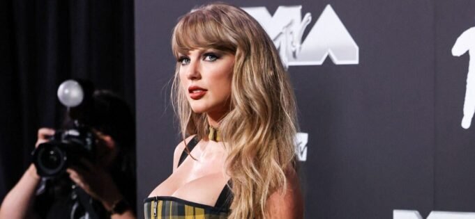 Taylor-Swift-1-1-scaled-e1780274296241.jpg
