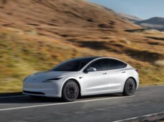 Tesla começou a vender o Modelo 3 de fabricação chinesa no Canadá pelo preço mais baixo de todos os tempos para um EV