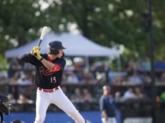 O primeiro colocado Rox venceu pela sexta vez consecutiva, derrotando Willmar por 9-6